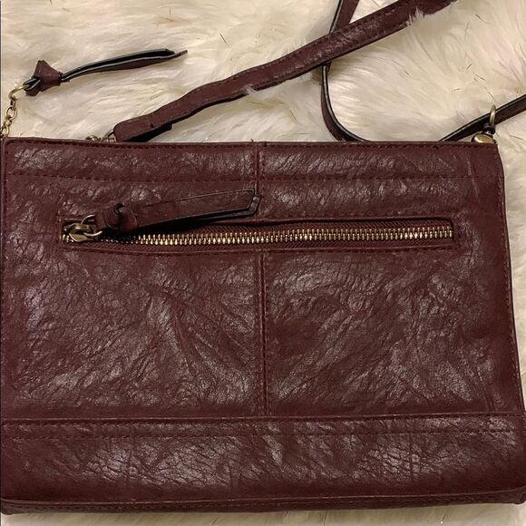Bueno Plum Crossbody Bag with Adjustable Strap NWOT - Picture 3 of 11